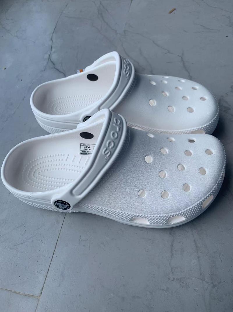 Crocs Unisex Adult Slippers